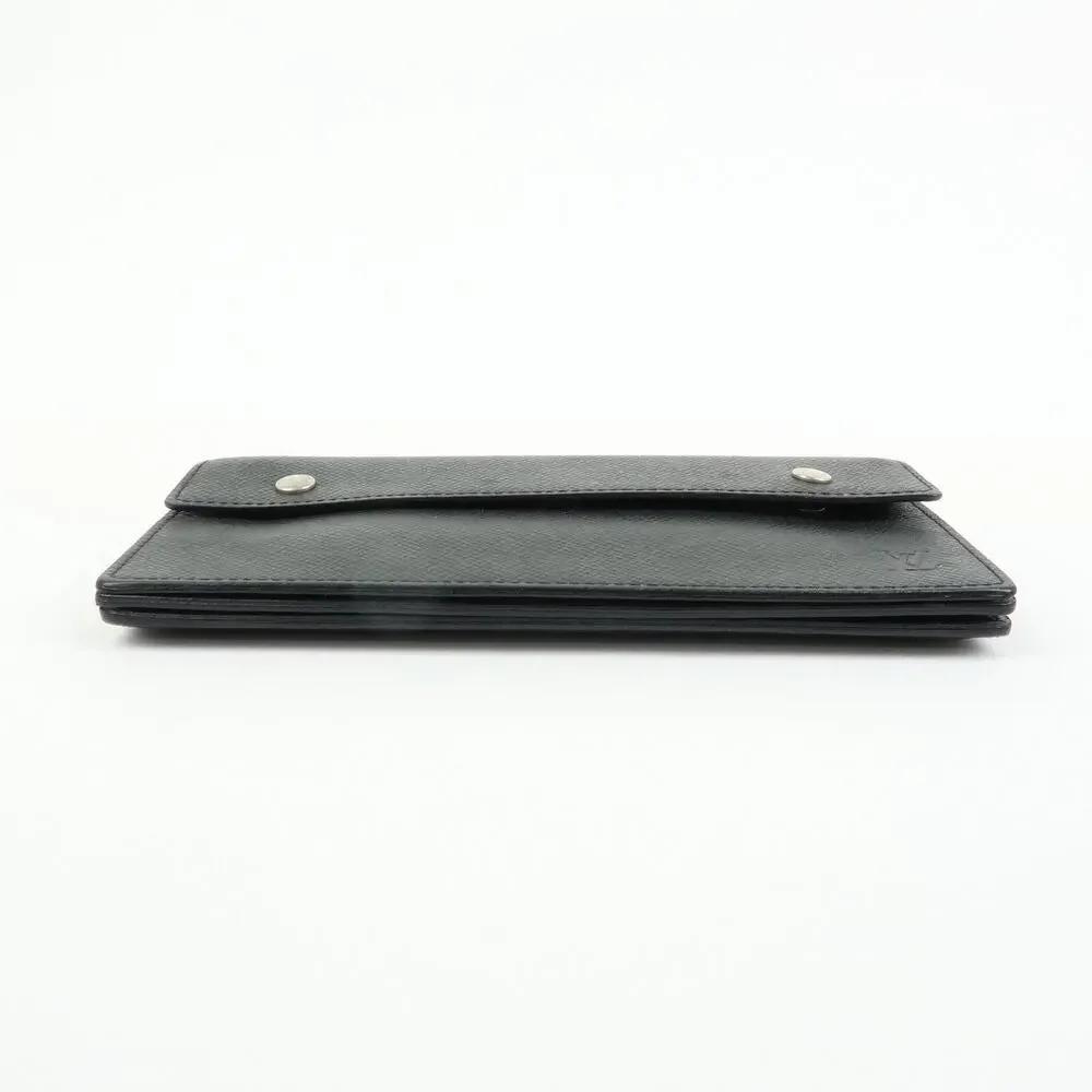 Louis Vuitton Taiga Portefeuille Accordion Wallet Black